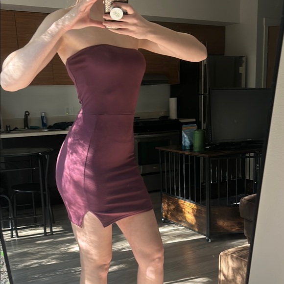 Elegant Strapless Purple Dress - Picture 2 of 4